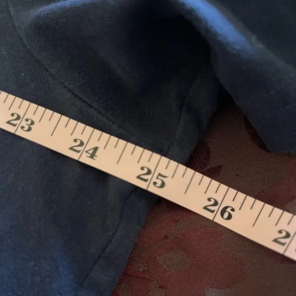 Puma tee shirt • mens XL - Picture 5 of 6